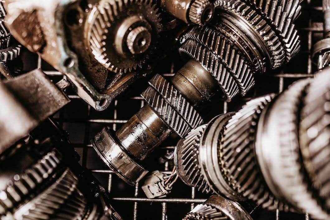 Warning Signs That Indicate Industrial Gearbox Repair Is Needed